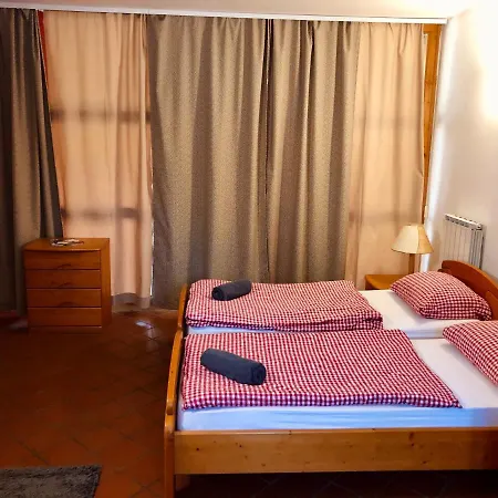 Hotel Dvorec Rakican 3*