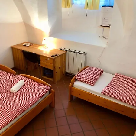 Dvorec Rakican 3*