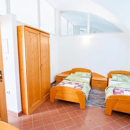 Dvorec Rakican ホテル ムルスカ・ソボタ