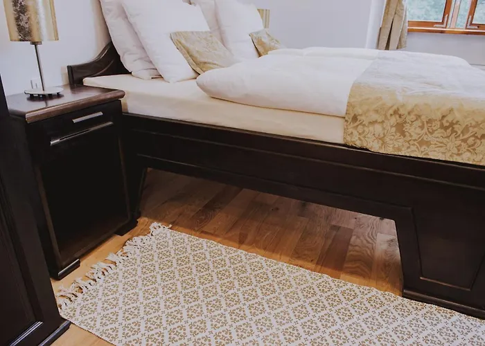 Dvorec Rakican Hotel Murska Sobota