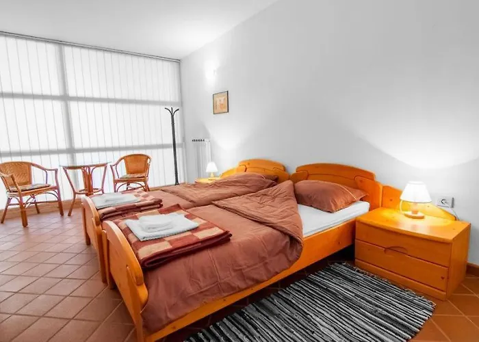 Dvorec Rakican 3* Murska Sobota