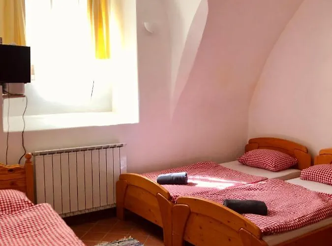 Dvorec Rakican Hotel Murska Sobota