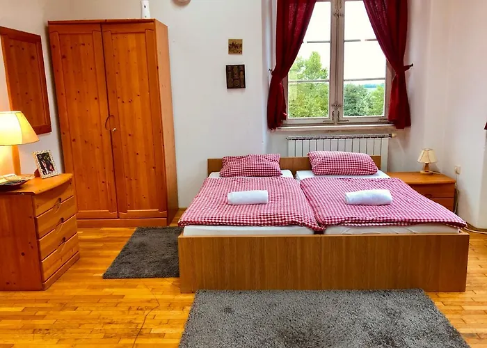 Hotel Dvorec Rakican