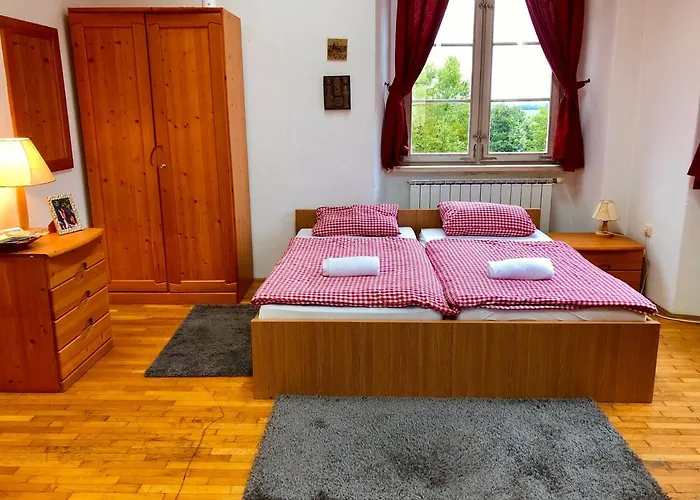 Hotel Dvorec Rakican