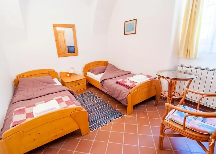 Hotel Dvorec Rakican 3*