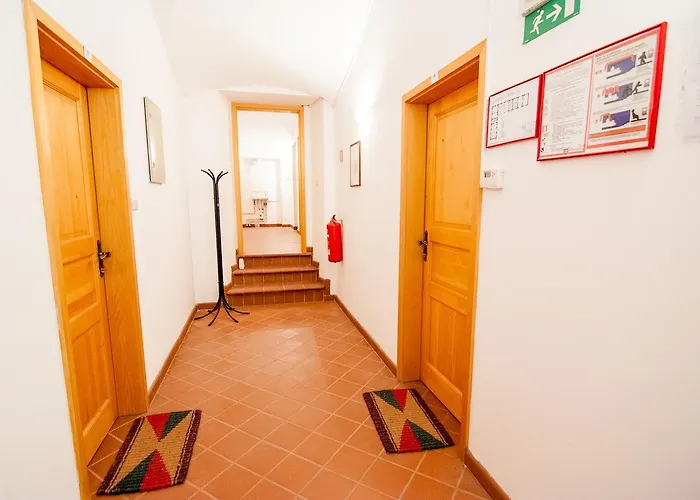 Dvorec Rakican Hotel Murska Sobota